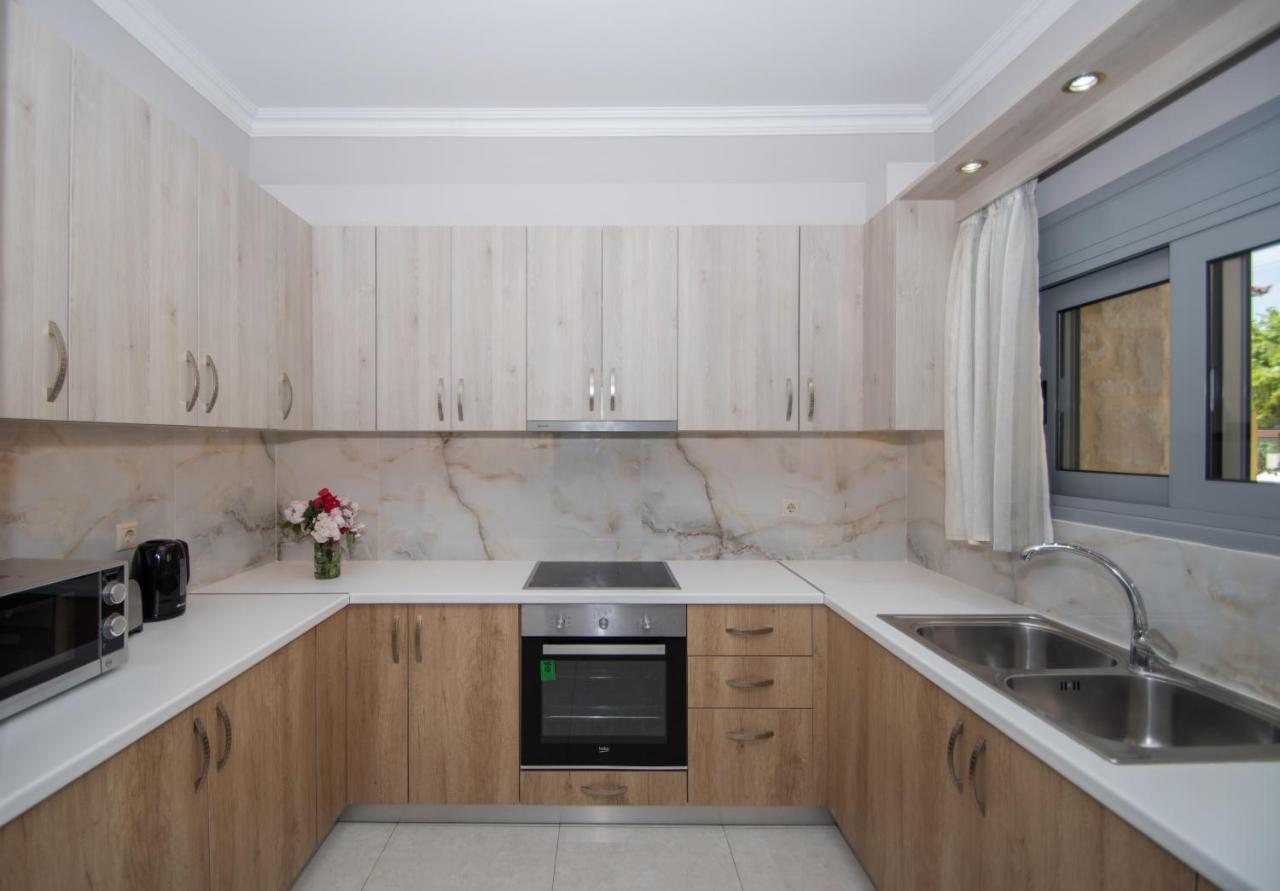 Kalamákion Liri'S Apartments מראה חיצוני תמונה